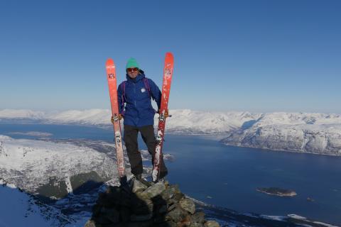 Am Gipfel des Kavringtinden, Lyngen Alpen