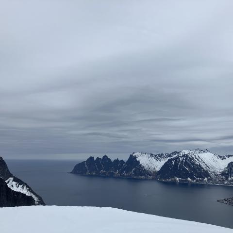 Gef&uuml;hrte Skitouren auf der Insel Senja, Norwegen