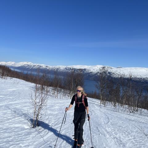 Skitour Daltinden | © Thomas Lippitsch Frühjahrstour mit Henrika in Richtung Daltinden